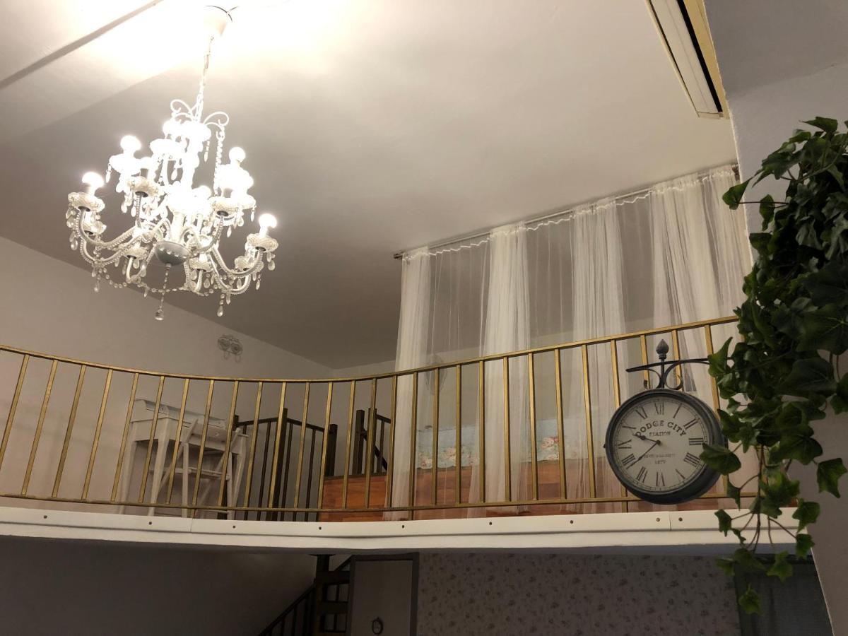 Residenza Fiori Di Grano Bed & Breakfast Milan Bagian luar foto