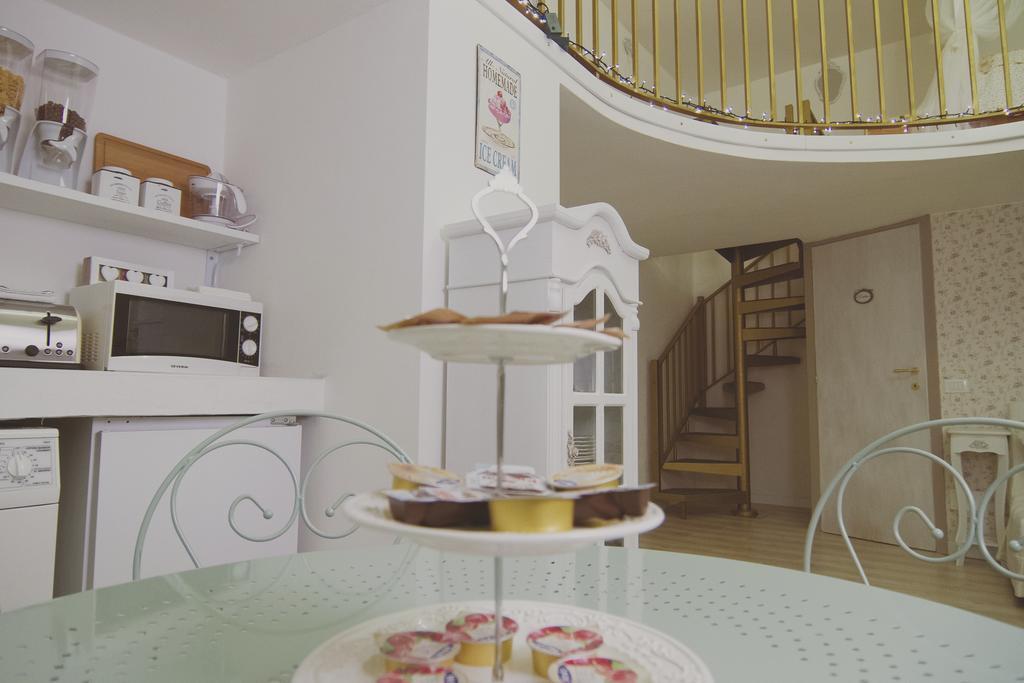 Residenza Fiori Di Grano Bed & Breakfast Milan Ruang foto